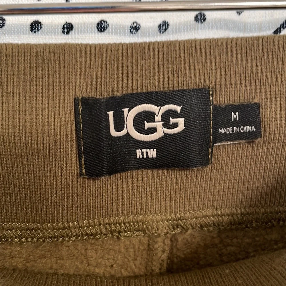 UGG Zahara Biker Short - Picture 4 of 6